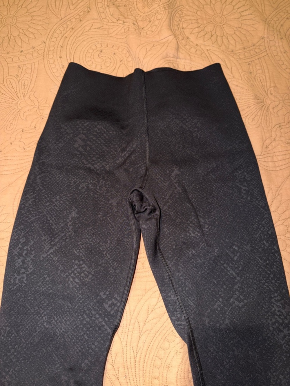 lululemon athletica Black Textured High-Rise Leggings
